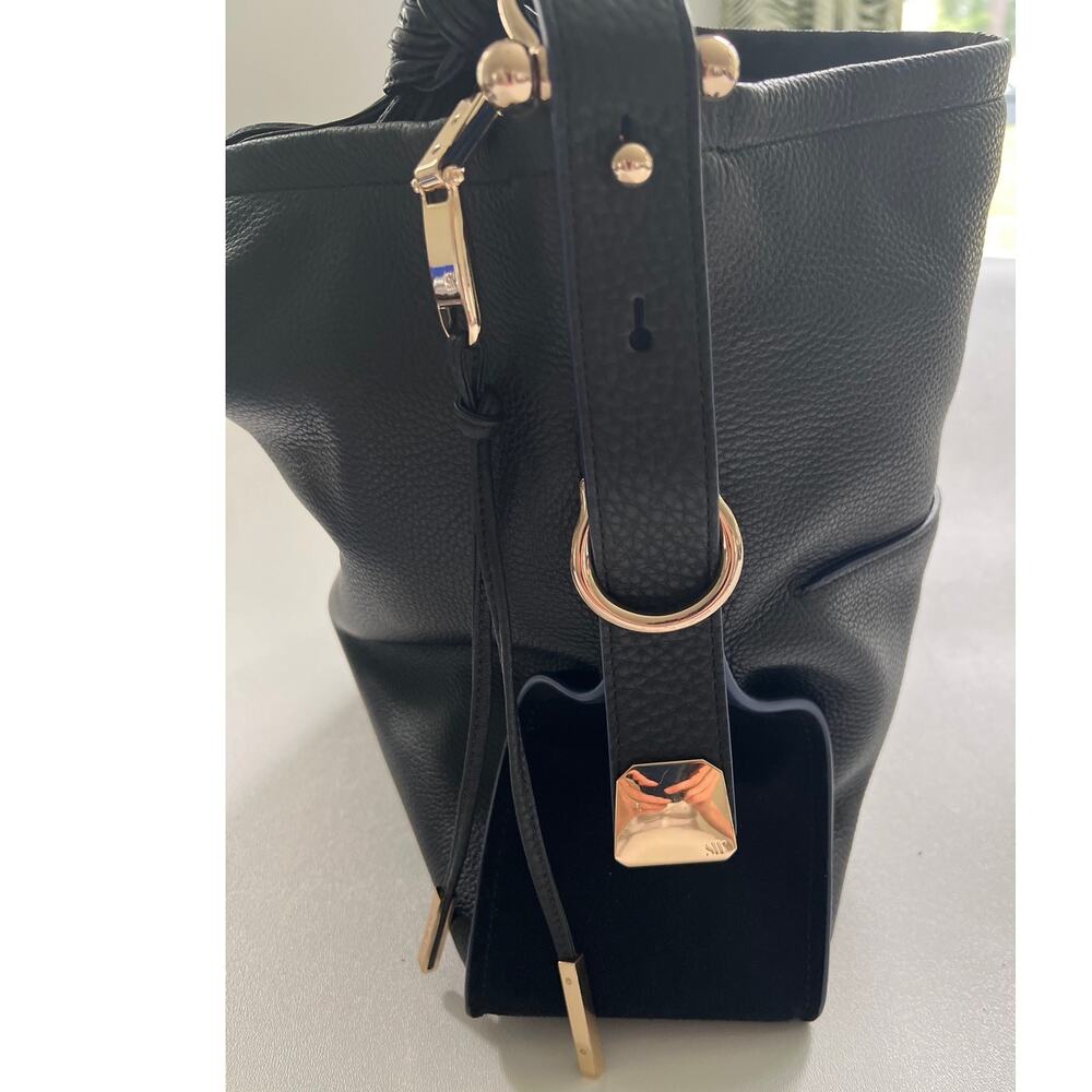 Stuart Weitzman Brigitte Pebbled Leather Hobo Bag Black Blue Gold Shoulder Tote - Picture 10 of 12